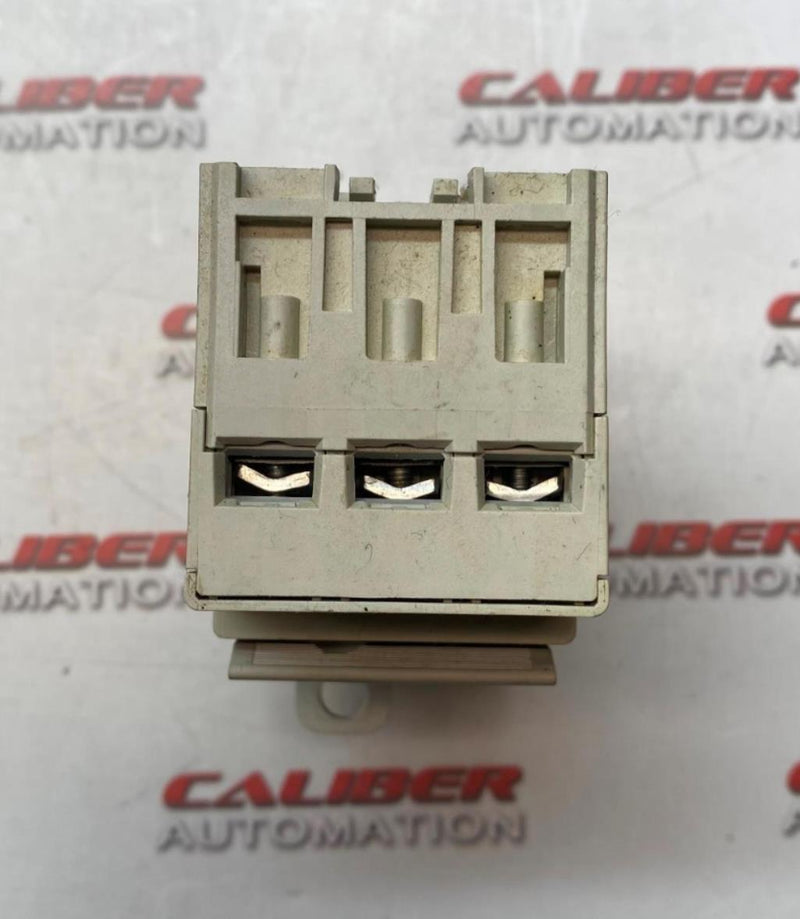Load image into Gallery viewer, Ferraz Shawmut USFMCCMI Fuse Block - Caliber Automation Online Store
