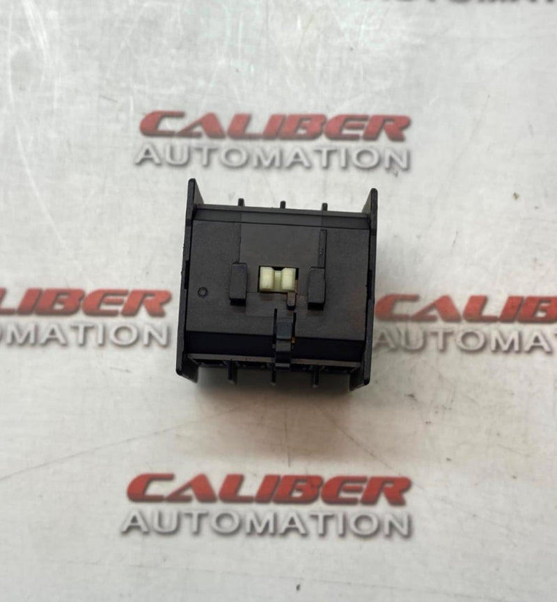 Load image into Gallery viewer, SIEMENS 3RH2911-1GA04 Auxiliary Switch Block - Caliber Automation Online Store
