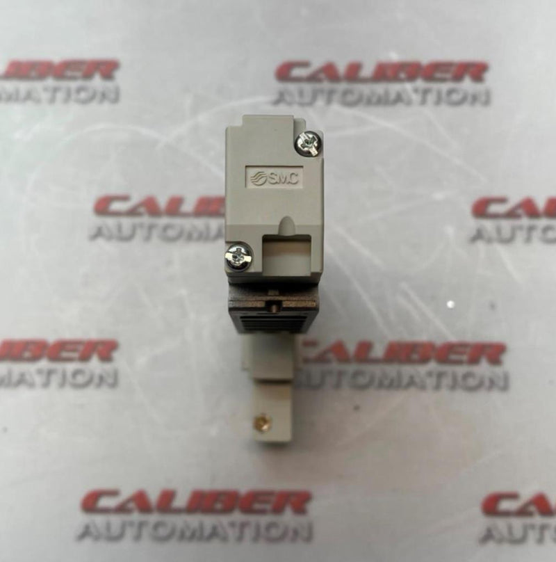 Load image into Gallery viewer, SMC VQ2200N-51 Solenoid Valve - Caliber Automation Online Store
