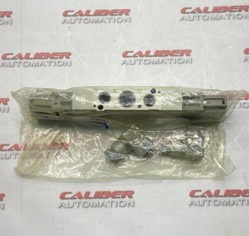 Load image into Gallery viewer, SMC SY7220-5DZ-02T Solenoid Vale - Caliber Automation Online Store

