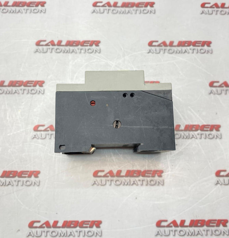 Load image into Gallery viewer, SIEMENS 3VU1300-1MF00 Circuit Breaker - Caliber Automation Online Store
