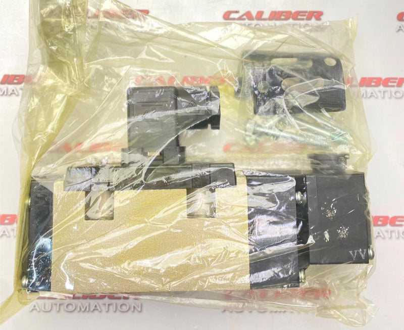 Load image into Gallery viewer, SMC VS7-8-FG-S-3Z Solenoid Valve - Caliber Automation Online Store
