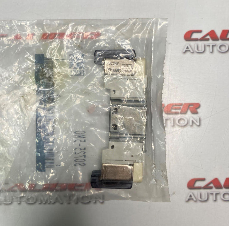 Load image into Gallery viewer, SMC S0725-5M0 Solenoid Valve - Caliber Automation Online Store
