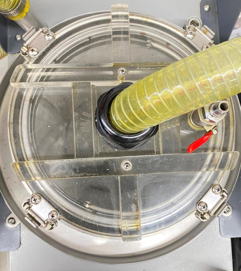 Load image into Gallery viewer, HC Feng FOODIE Chip/Sludge Removal Machine (DEMO UNIT) - Caliber Automation Online Store
