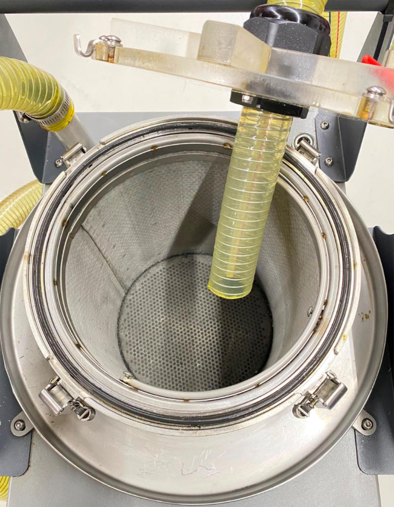 Load image into Gallery viewer, HC Feng FOODIE Chip/Sludge Removal Machine (DEMO UNIT) - Caliber Automation Online Store
