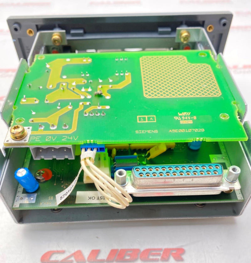 Load image into Gallery viewer, SIEMENS 1P 6FC52350AA6-0AA0 Compact Flash Adapter (USED) - Caliber Automation Online Store
