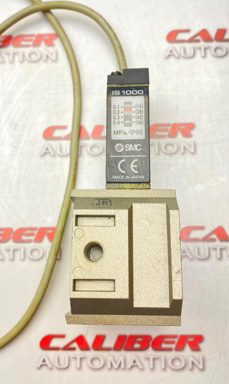Load image into Gallery viewer, SMC IS1000 Pressure Switch (USED) - Caliber Automation Online Store
