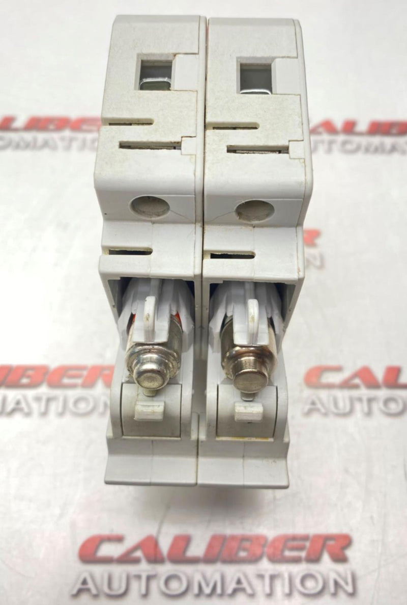 Load image into Gallery viewer, COOPER BUSSMANN CHM Midget Fuse Holder 690V,32A,2Pole (USED) - Caliber Automation Online Store
