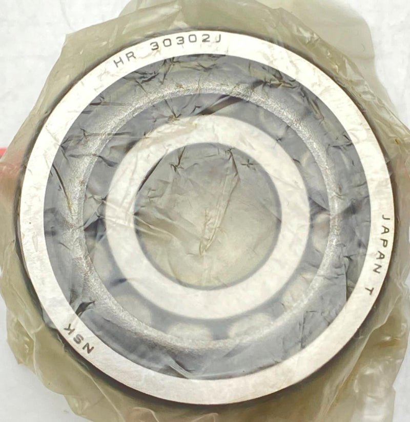 Load image into Gallery viewer, NSK HR30302J Bearing (NEW) - Caliber Automation Online Store
