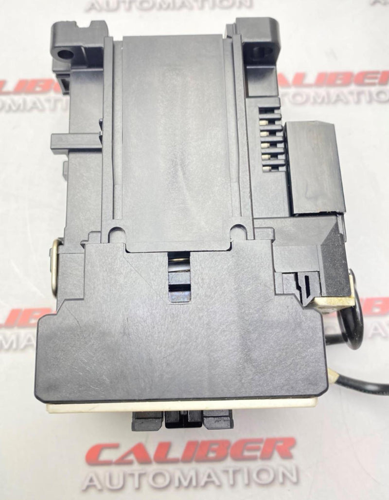 Load image into Gallery viewer, FUJI ELECTRIC SC-E02/G Contactor Coil (USED) - Caliber Automation Online Store
