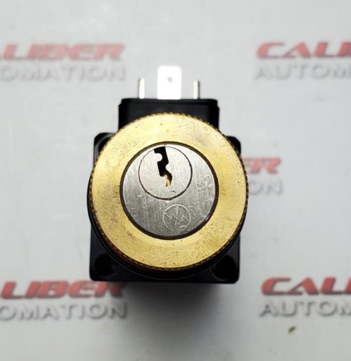 Load image into Gallery viewer, BOSCH 0-811-160-062 Pressure Relief Valve - Caliber Automation Online Store
