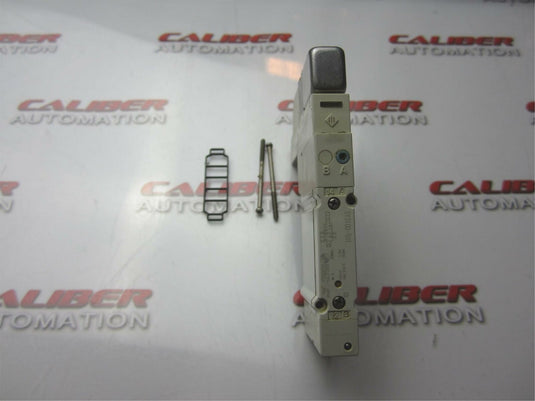 SMC SY3100-5U1 Solenoid Valve (Missing Cover) - Caliber Automation Online Store