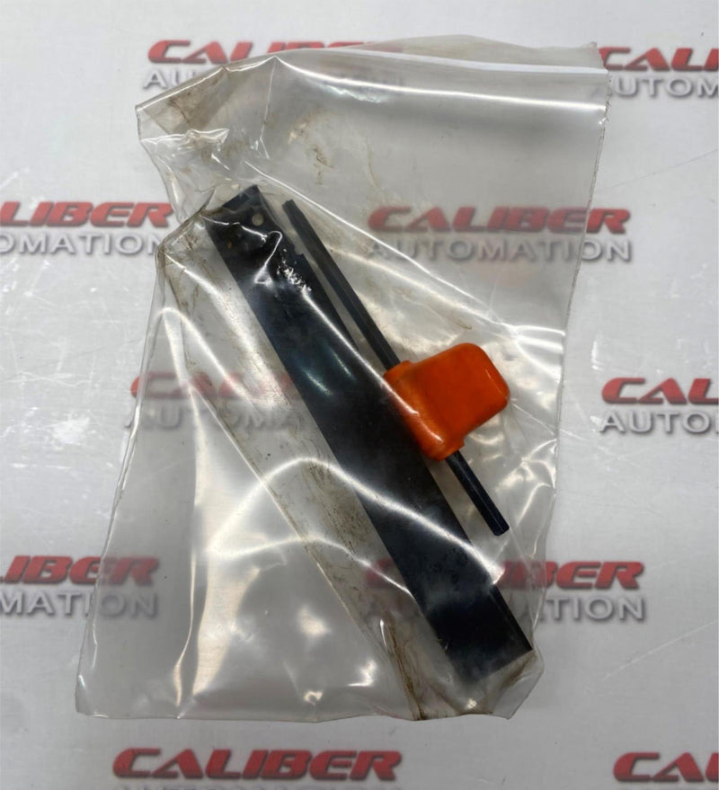 Load image into Gallery viewer, KENNAMETAL STACR103B S Clamping Holder - Caliber Automation Online Store
