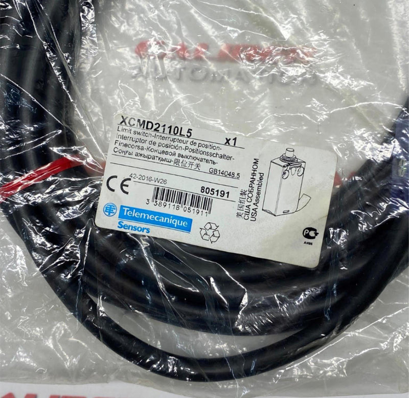 Load image into Gallery viewer, Telemecanique Sensors XCMD2110L5 Limit Switch - Caliber Automation Online Store
