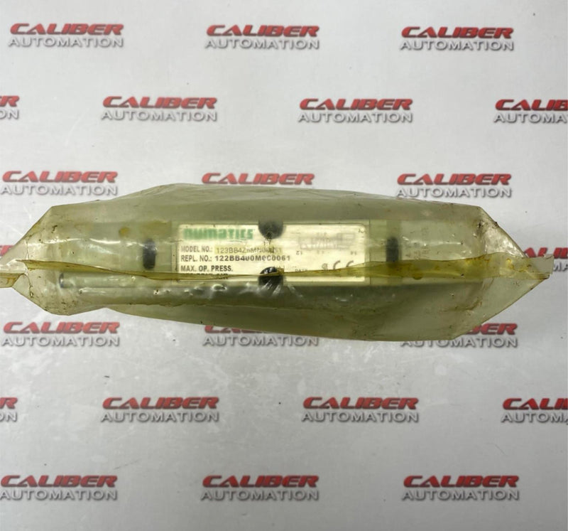 Load image into Gallery viewer, NUMATICS 123BB4Z6MN00061 Solenoid Valve - Caliber Automation Online Store
